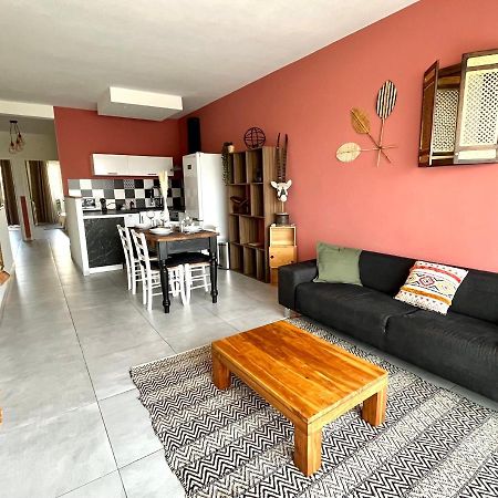 2 Bedrooms - Sea View Apartment Nizza Esterno foto