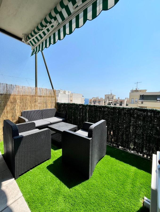 2 Bedrooms - Sea View Apartment Nizza Esterno foto