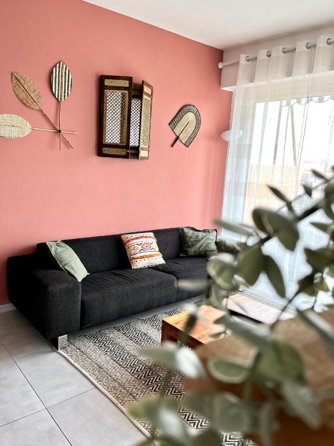 2 Bedrooms - Sea View Apartment Nizza Esterno foto