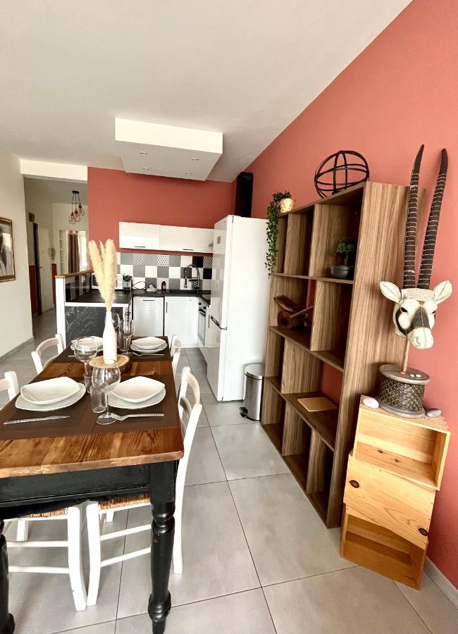 2 Bedrooms - Sea View Apartment Nizza Esterno foto